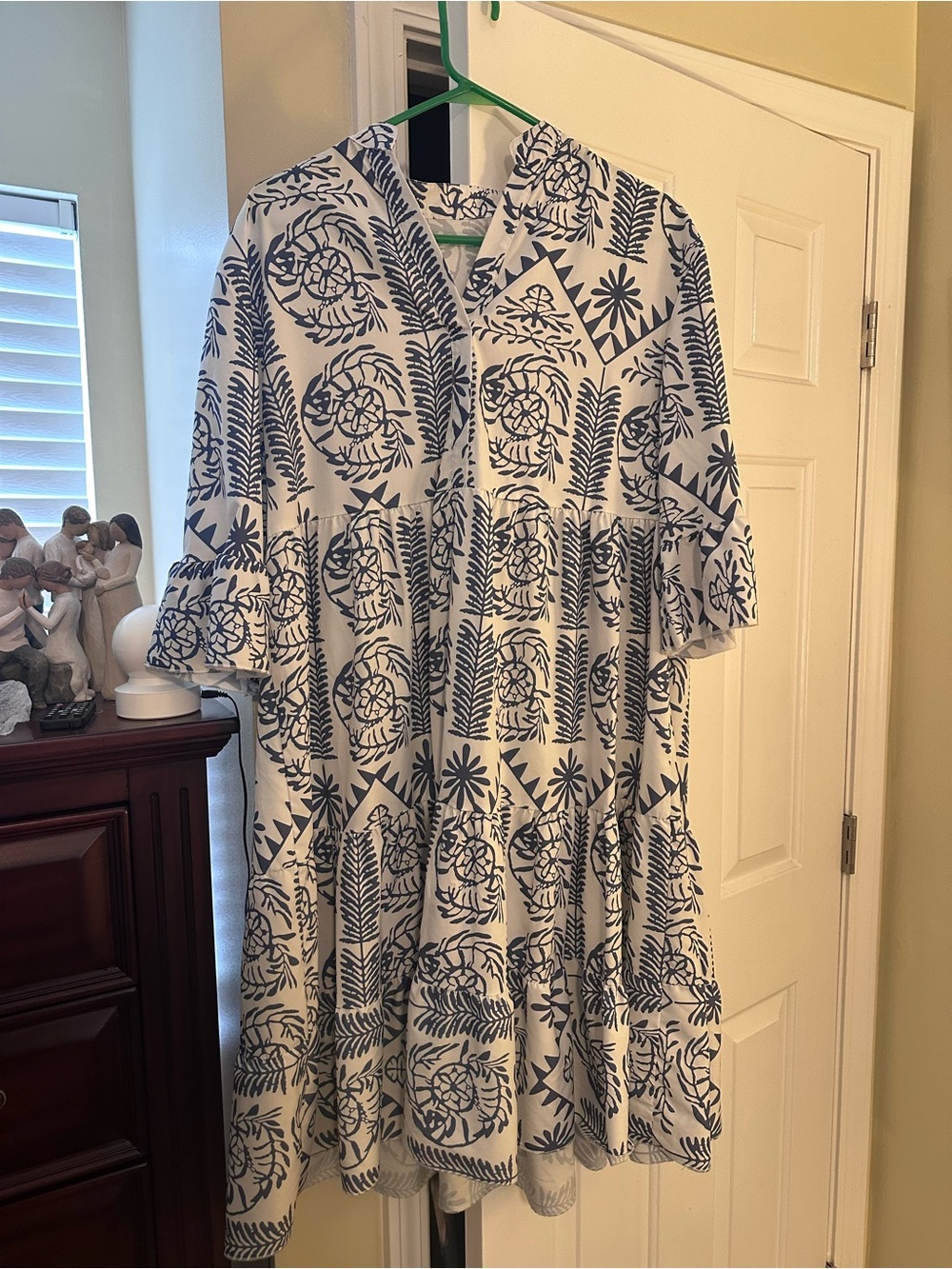 Women’s White and Navy Floral Tiered Dress